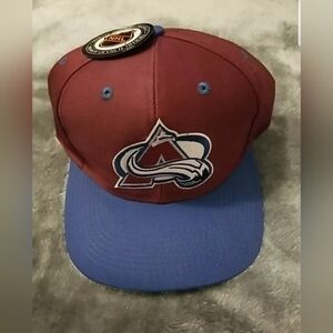 Vintage 90's Logo 7 Colorado Avalanche Snapback Hat